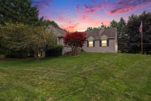 1457 Indian, Milford, MI 48380