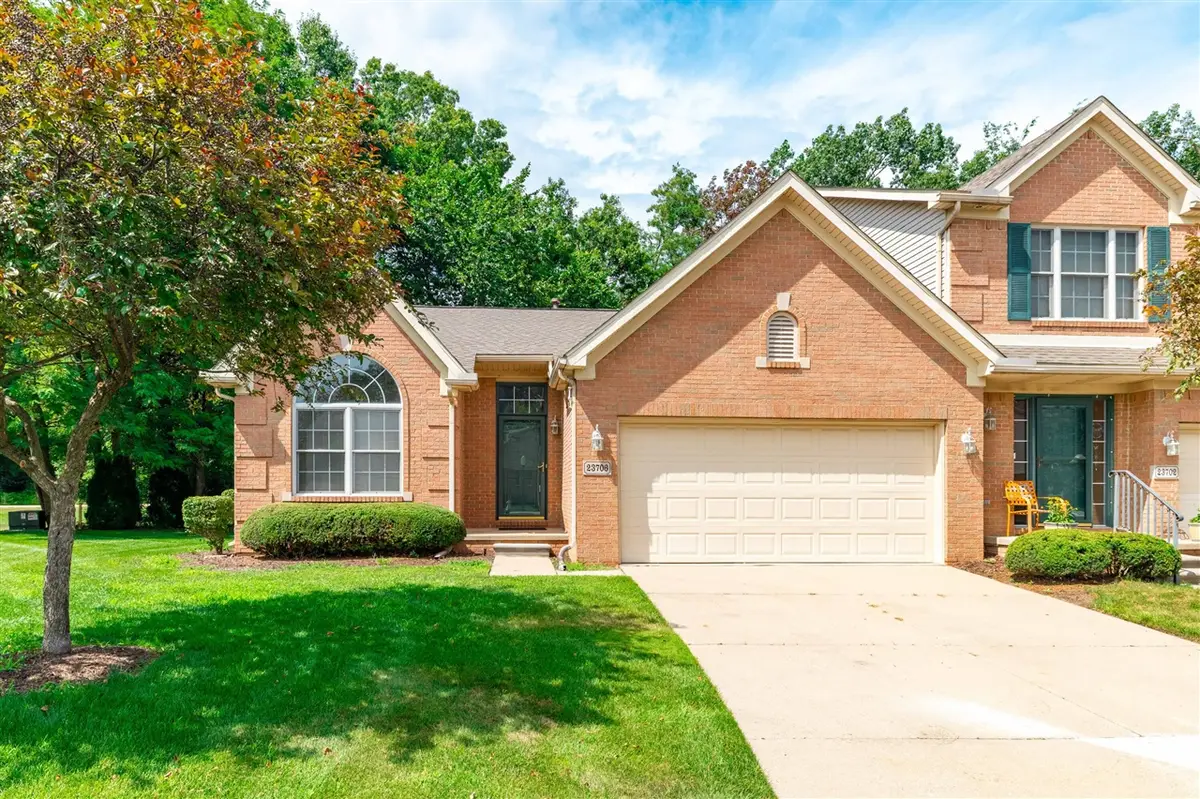 23706 W Lake #36, Brownstown, MI 48183 - #1