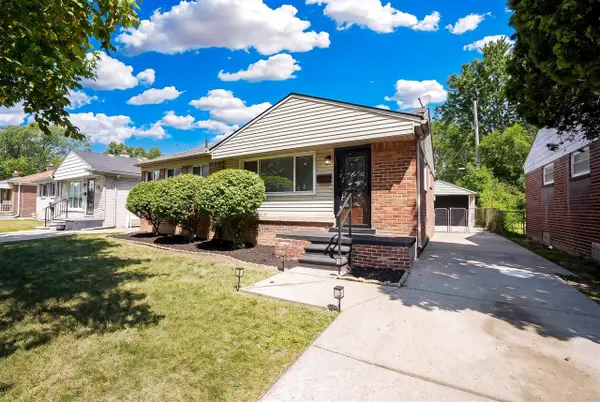 18305 Marquette, Roseville, MI 48066