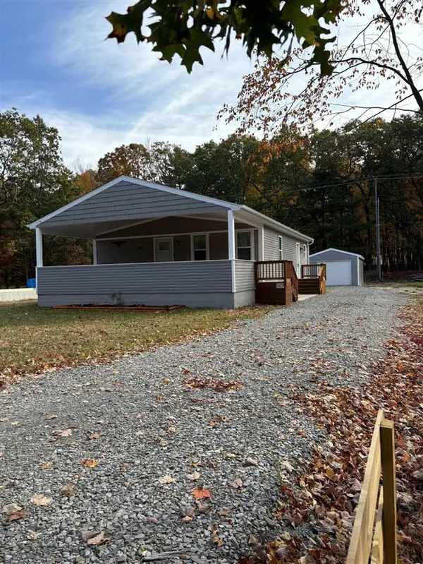 5957 Port Austin, Caseville, MI 48725