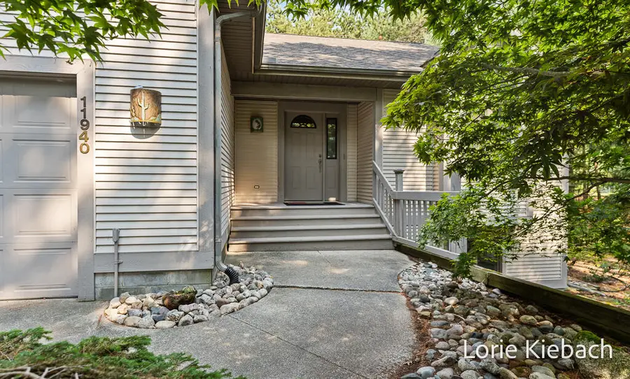 11940 Lakeshore, Grand Haven, MI 49417 - #3