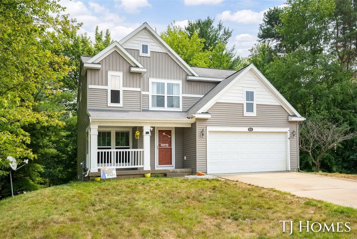 815 Ashlee, Norton Shores, MI 49441 - #1