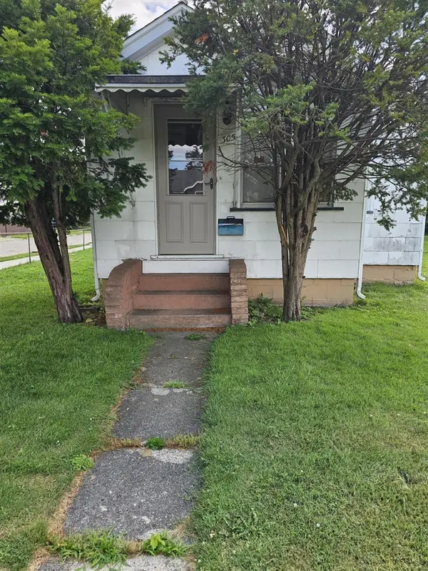 305 Chestnut, Hazel Park, MI 48030