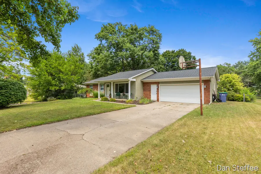 841 Elmdale, Grand Rapids, MI 49525 - #2