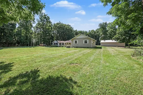 2125 W Kimmel, Jackson, MI 49201