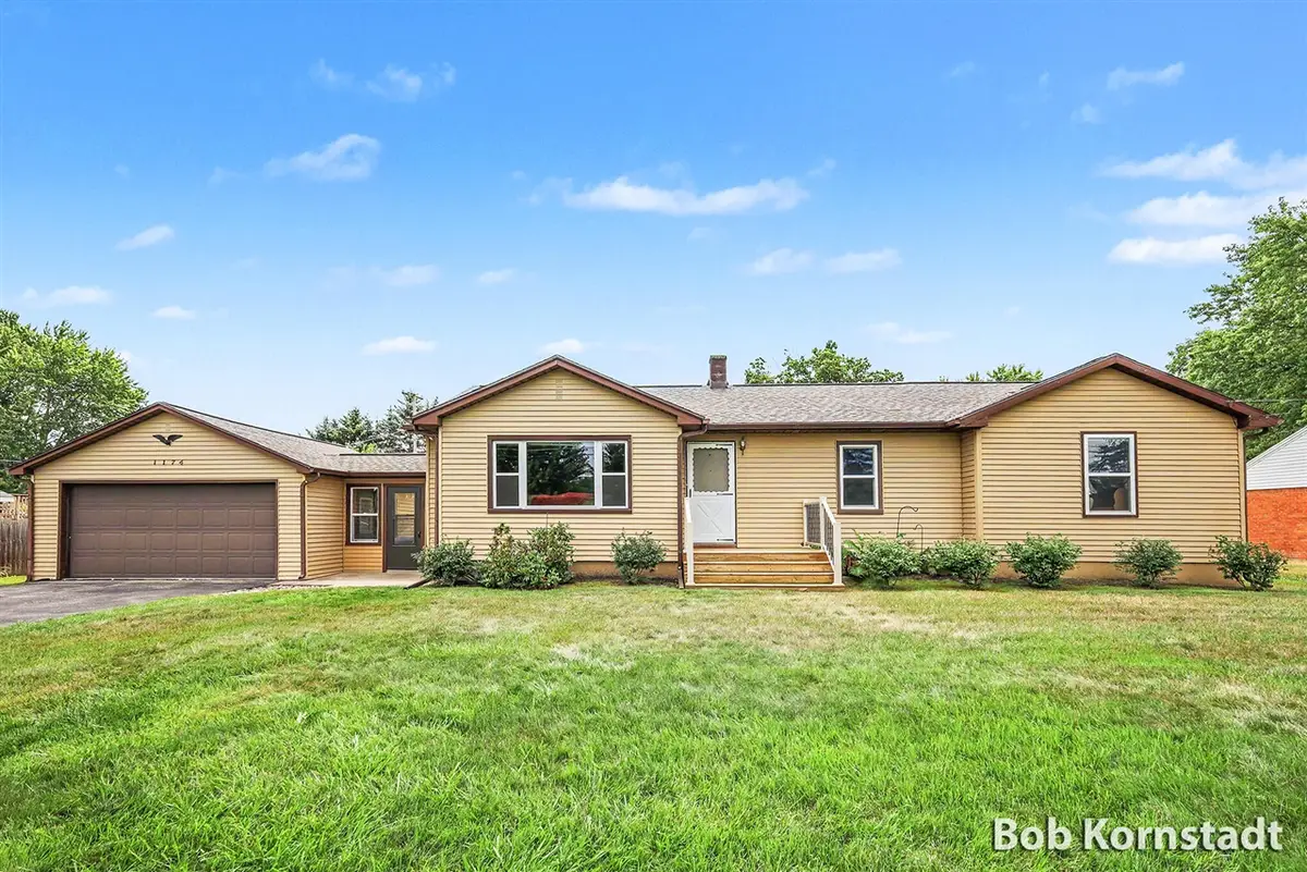 1174 52nd, Wyoming, MI 49509 - #1