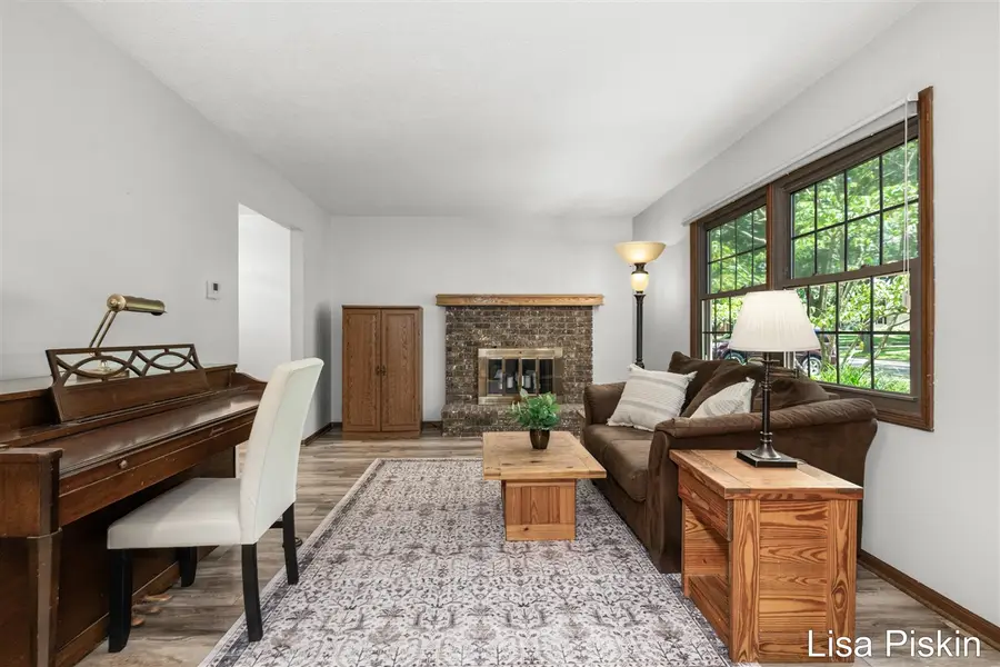 2509 Argus, Grand Rapids, MI 49546 - #3