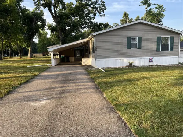 1268 Oak Brook, Portage, MI 49002