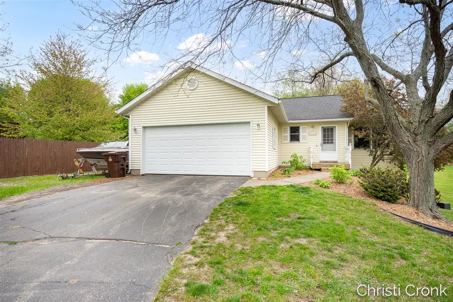 8414 Windstone, Rockford, MI 49341 - #2