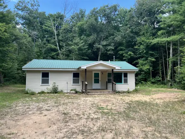 6581 S Pine, Newaygo, MI 49337