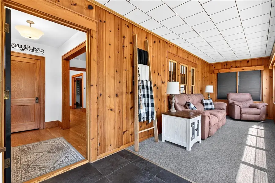 903 Lewis, Saint Joseph, MI 49085 - #2