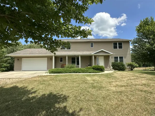 67025 46th, Hartford, MI 49057