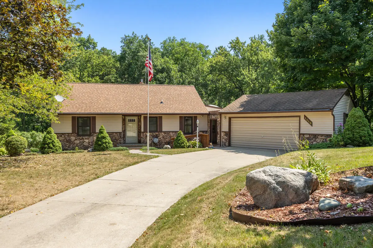 4040 Coit, Grand Rapids, MI 49525 - #1