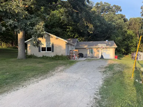 10456 S Ferris, Grant, MI 49327