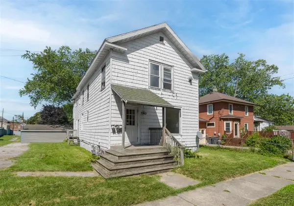 915 Market, Saint Joseph, MI 49085