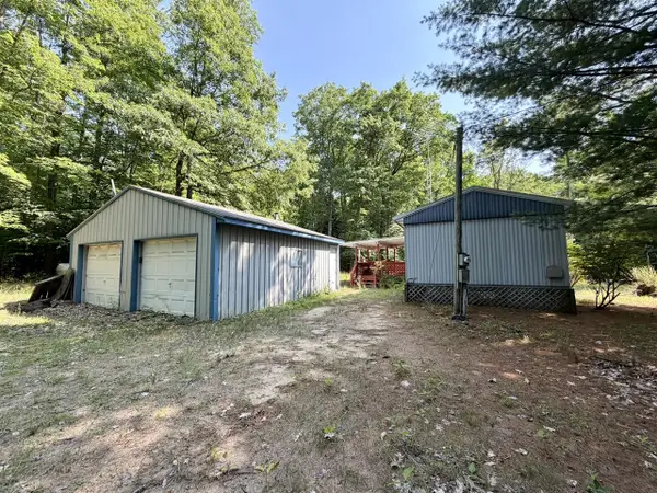 4085 Leckrone, Brethren, MI 49619