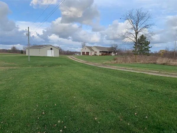 2665 E Moore, Grant, MI 49327