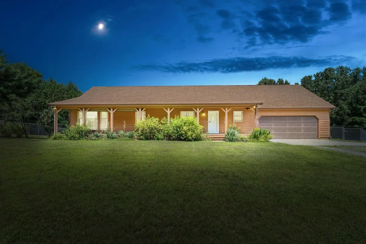 25028 Jefferson Center, Cassopolis, MI 49031 - #1