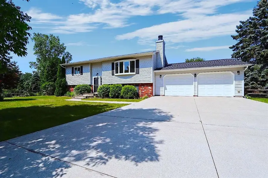 146 6th, Oscoda, MI 48750 - #2