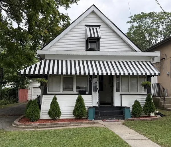 120 Bent Oak, Adrian, MI 49221