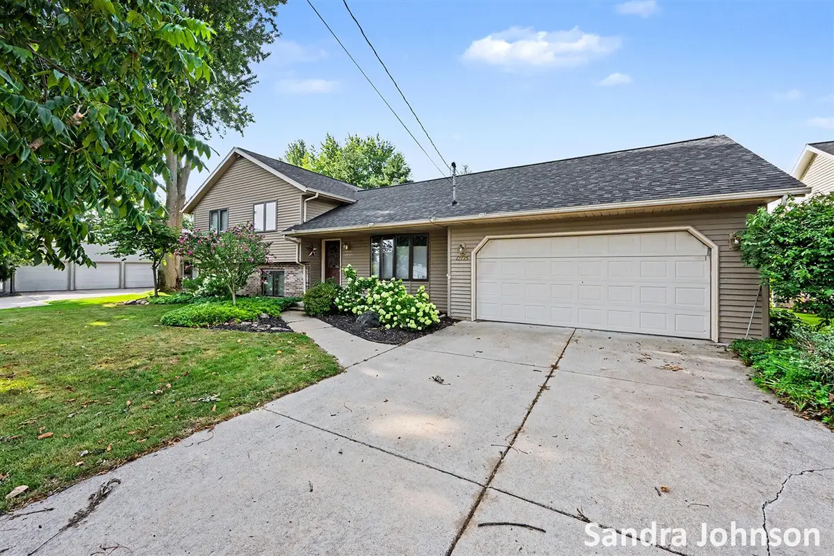 12725 Park, Wayland, MI 49348 - #1