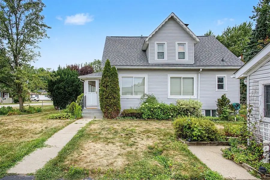 2901 Hartline, Rochester Hills, MI 48309 - #2