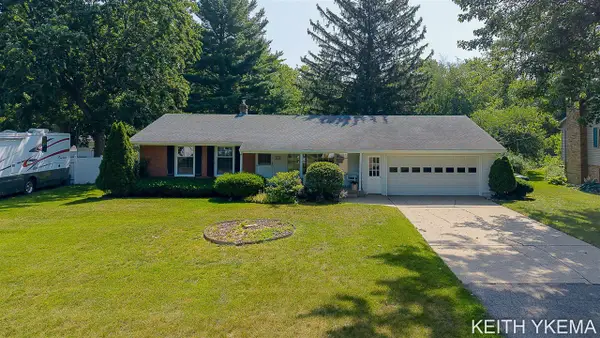 7296 Sunset, Jenison, MI 49428