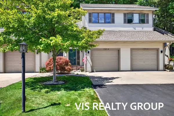 17879 Hidden Dunes #E, Spring Lake, MI 49456