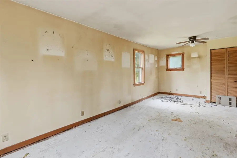 617 N 3rd, Niles, MI 49120 - #3