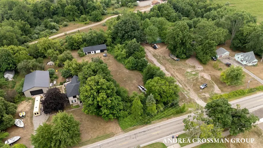 866 E 24th, Holland, MI 49423 - #3