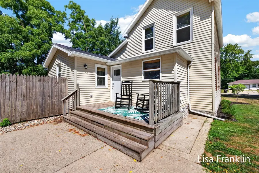 2524 SW 36th, Wyoming, MI 49519 - #3