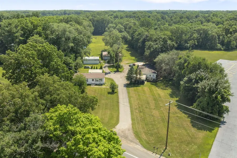 2004 E Main, Niles, MI 49120 - #2