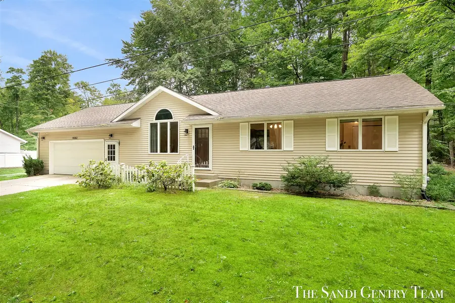 18362 168th, Spring Lake, MI 49456 - #3
