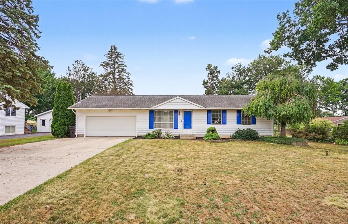 1684 Selly Oak, Dorr, MI 49323 - #1