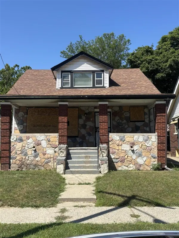 12755 Washburn, Detroit, MI 48238