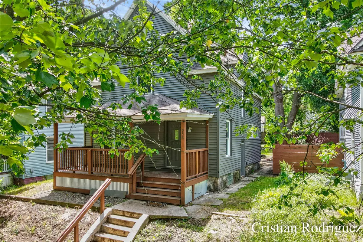 958 Dunham, Grand Rapids, MI 49506 - #1