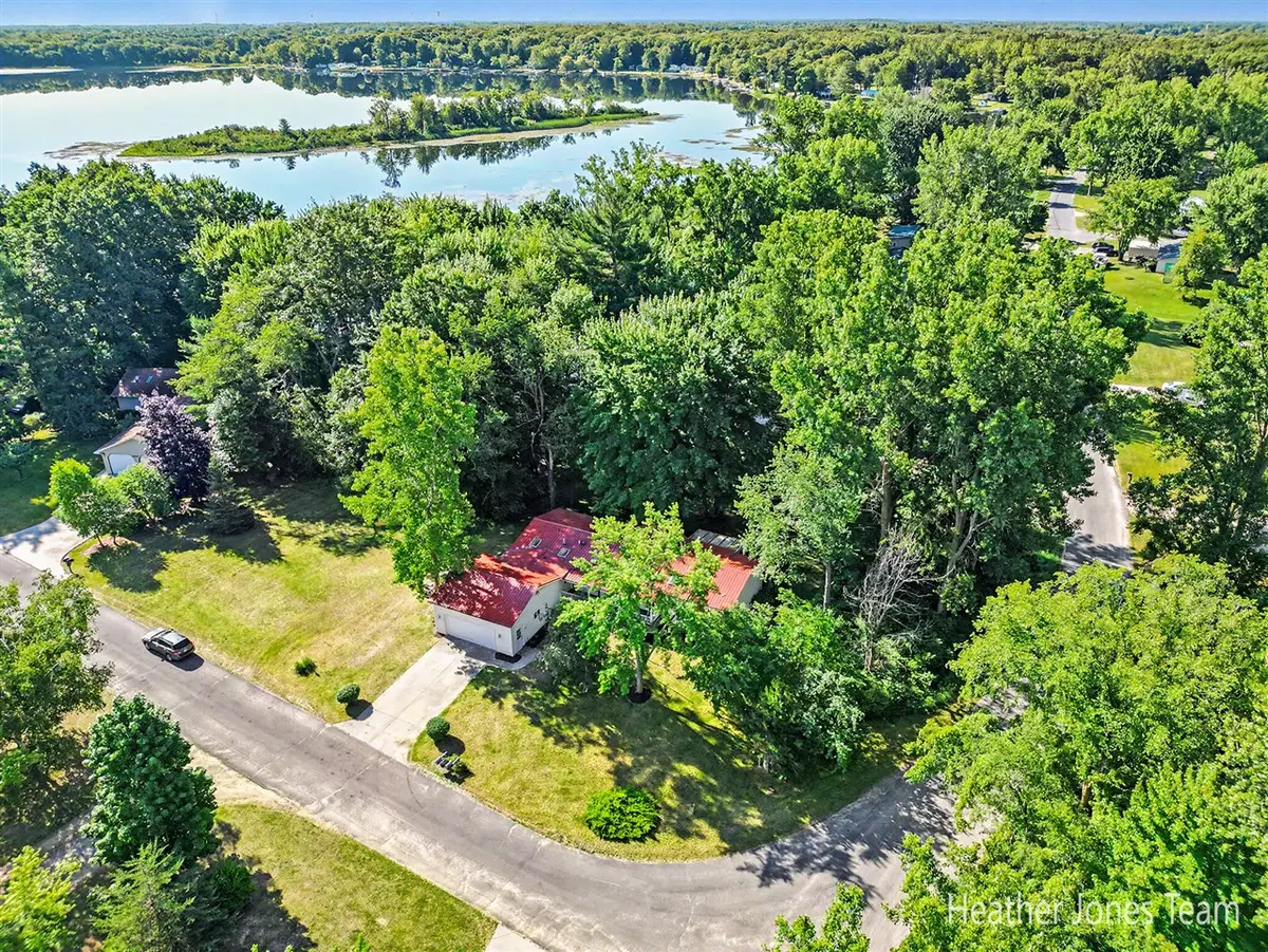 9274 Karen, Crystal, MI 48818 - #1