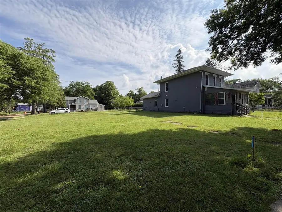 216 W Chestnut, Albion, MI 49224 - #3