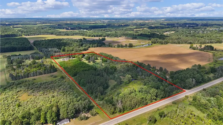4500 W W Howard City-edmore, Six Lakes, MI 48886 - #2