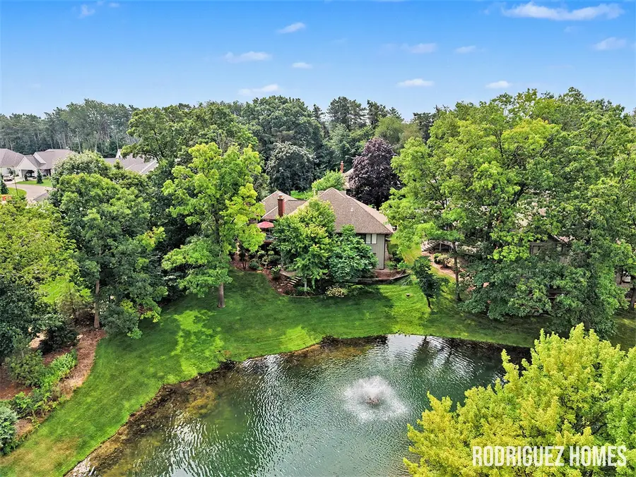 6270 Heathmoor, Grand Rapids, MI 49546 - #2