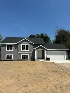 3181 10th, Wayland, MI 49348