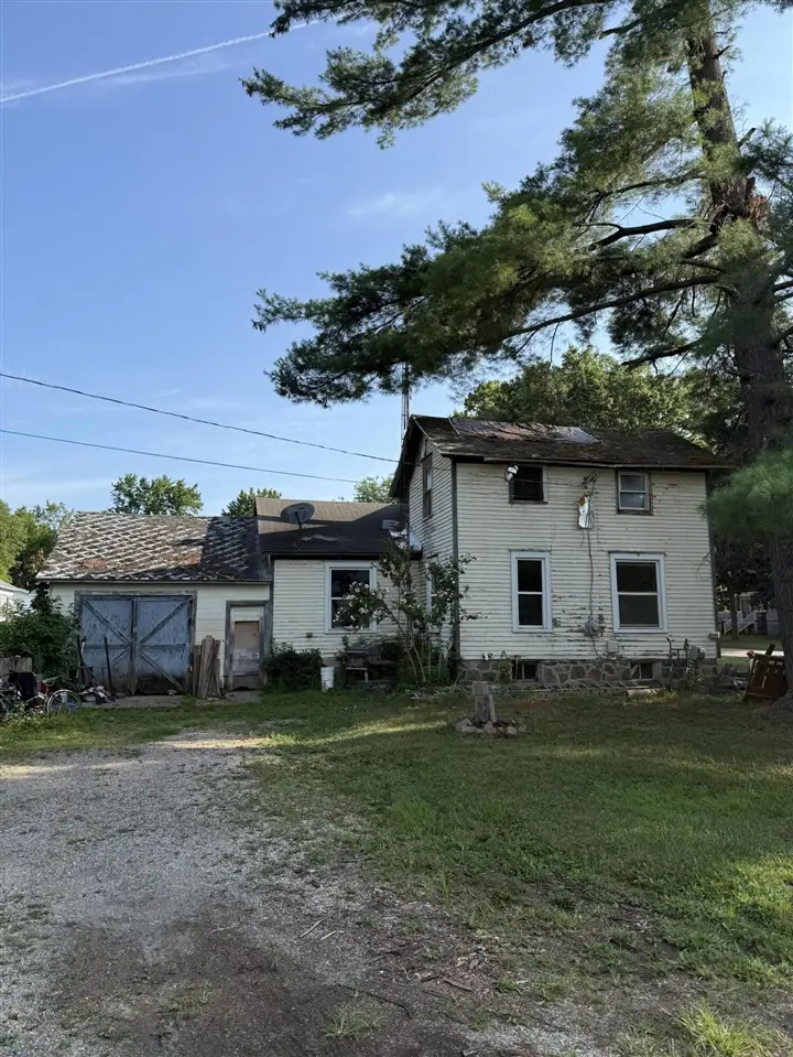 605 N Main, Bellevue, MI 49021 - #1