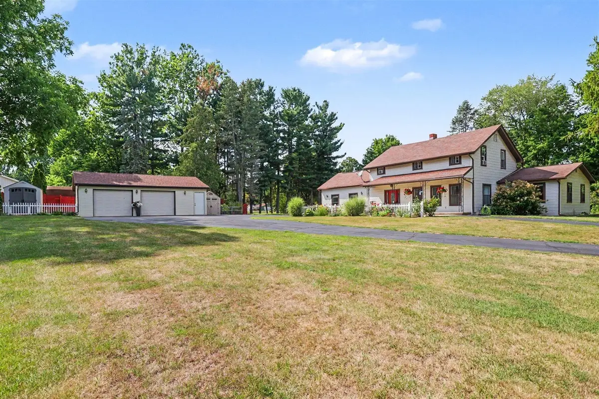 609 1/2 N Broadway, Union City, MI 49094 - #1