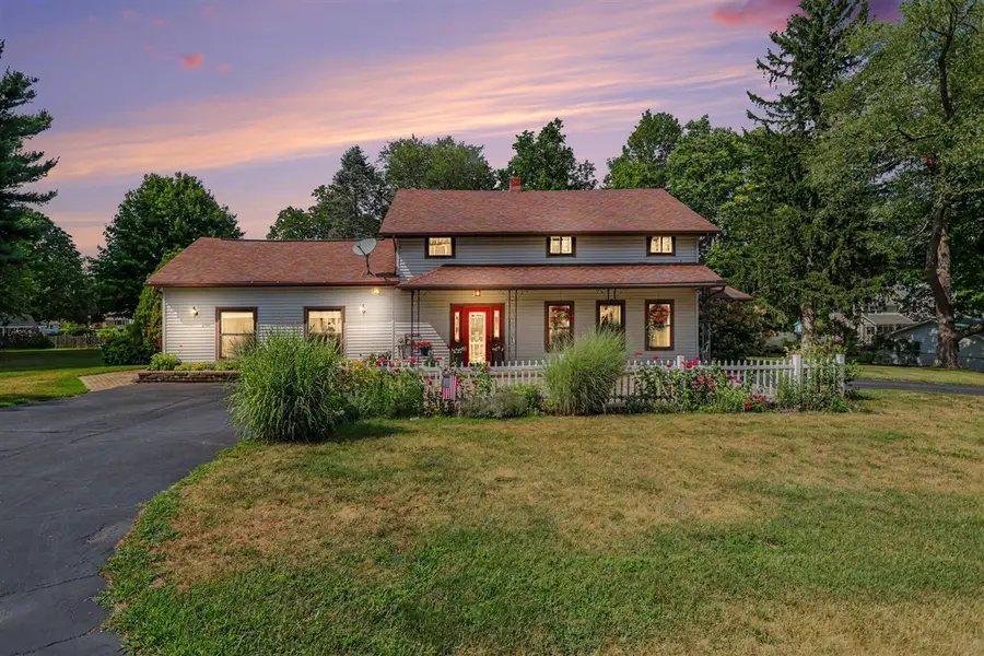 609 1/2 N Broadway, Union City, MI 49094 - #2