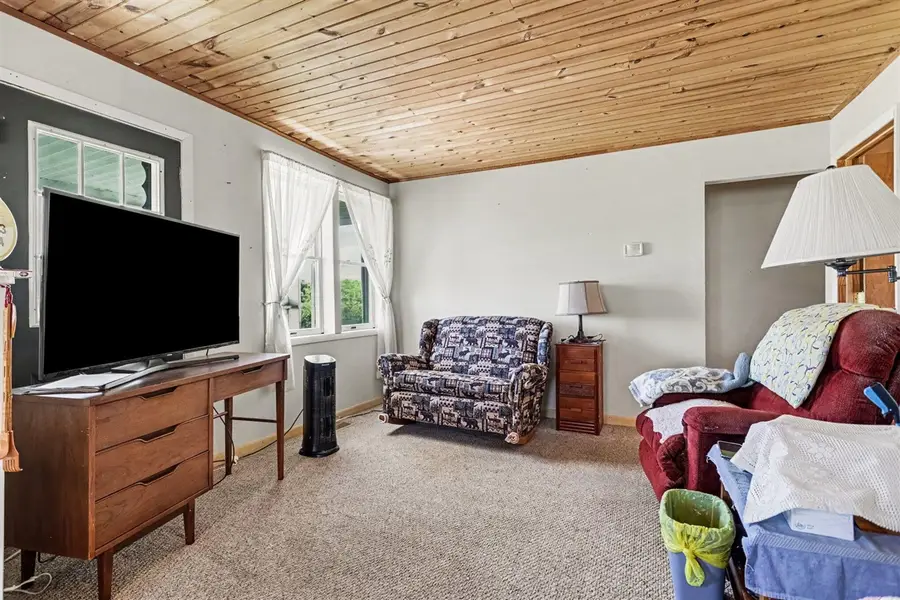 11451 Lawrence, Nashville, MI 49073 - #3