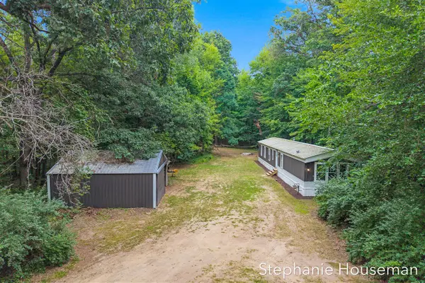 8394 Nugent, Rockford, MI 49341