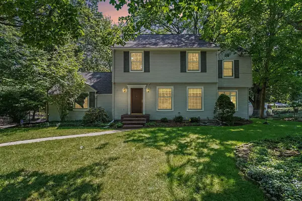 1110 Oakleigh, Grand Rapids, MI 49504