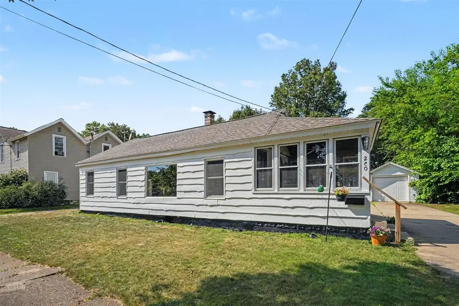 250 W Franklin, Otsego, MI 49078 - #3