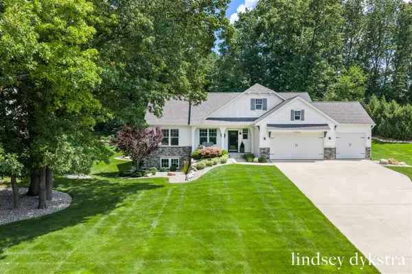 6262 Boulder Ridge, Belmont, MI 49306
