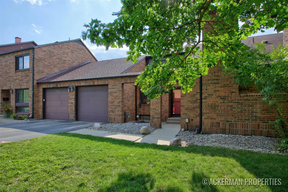 200 Heritage Commons, Grand Rapids, MI 49503 - #1